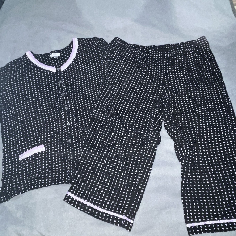 Celestial Dreams Capri Pajama Set Women's XL (16/18) Button Front Sleepwear